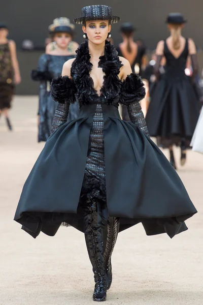 Look 55